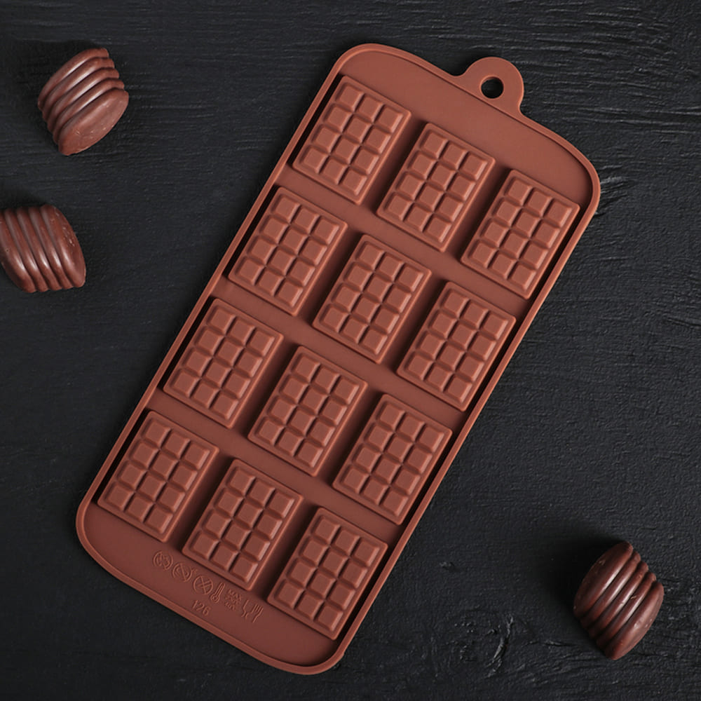 Форма силиконовая для льда и шоколада «Плитка», 21×11 см, 12 ячеек (мини шоколадки)
