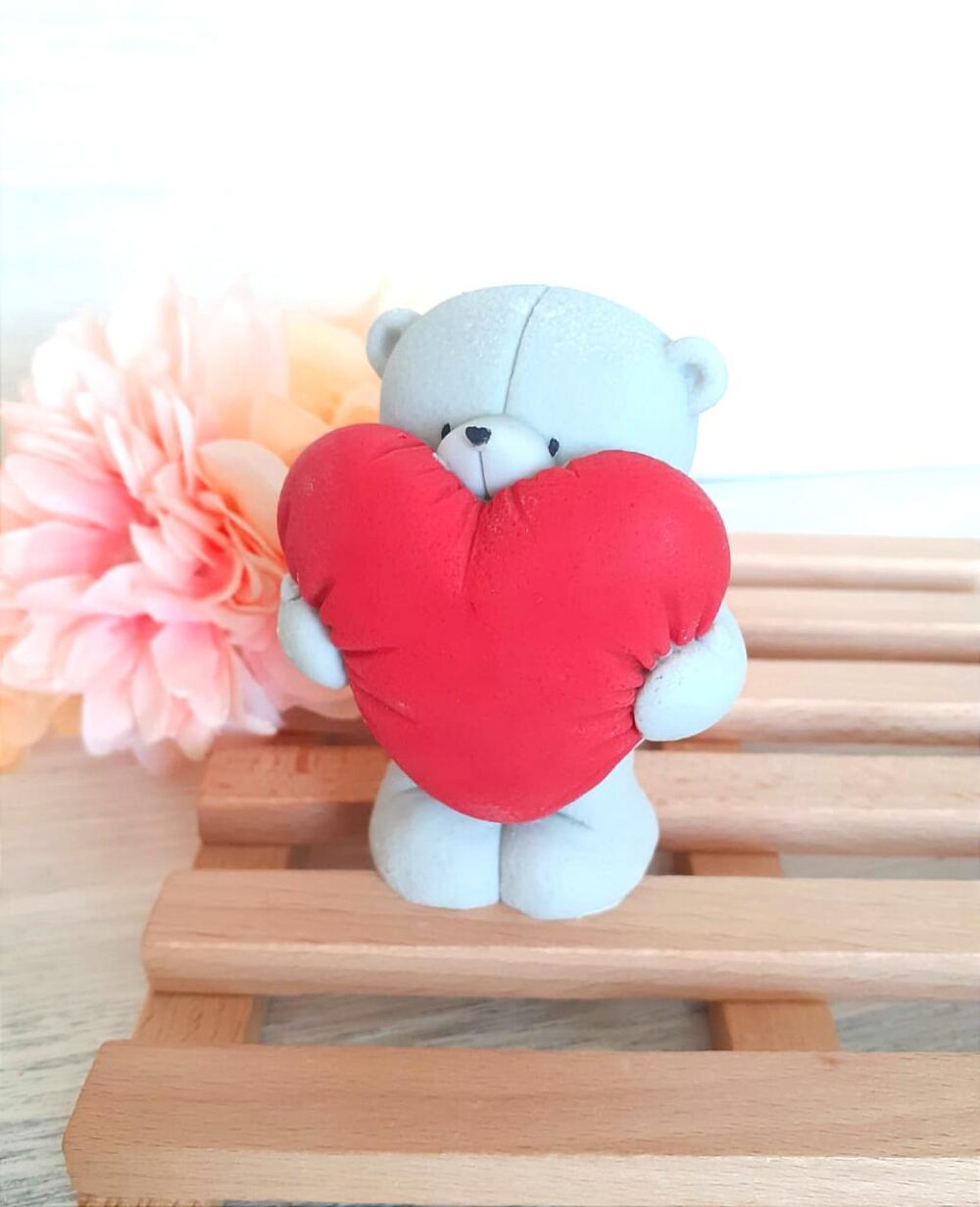 Фигурка Мишка с сердцем белый/розовый 3D из глазури