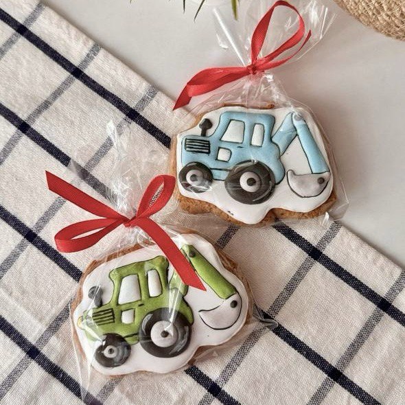 Пряник Трактор с ковшом ЗЕЛЕНЫЙ